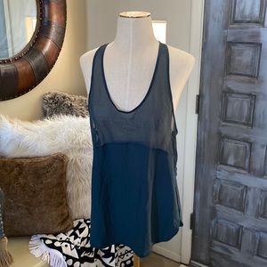 Lululemon mesh loose top